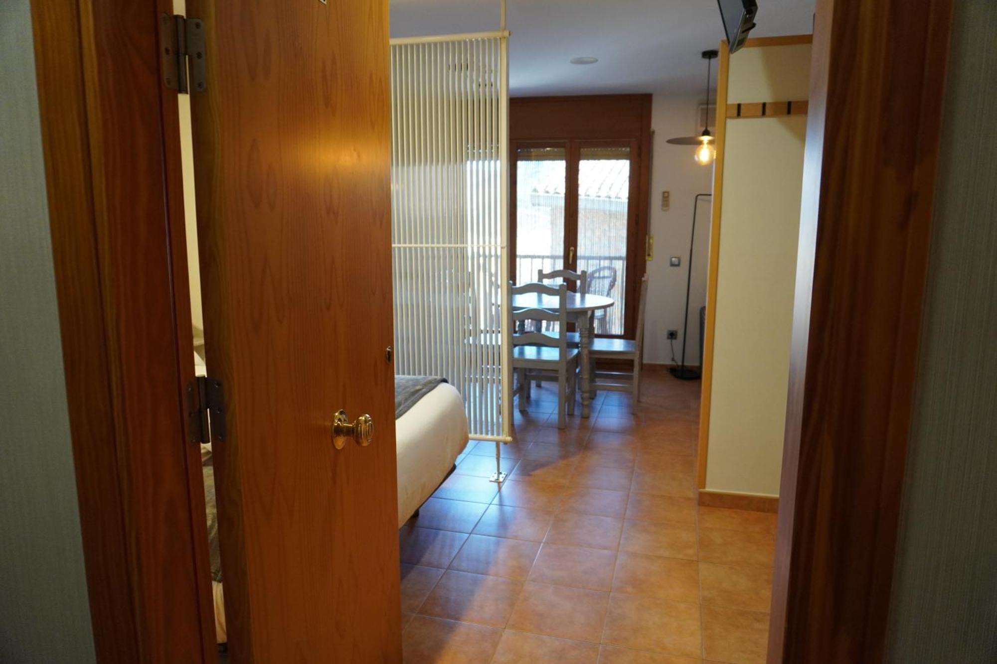 Apartamentos Casa Domenc Aren Luaran gambar